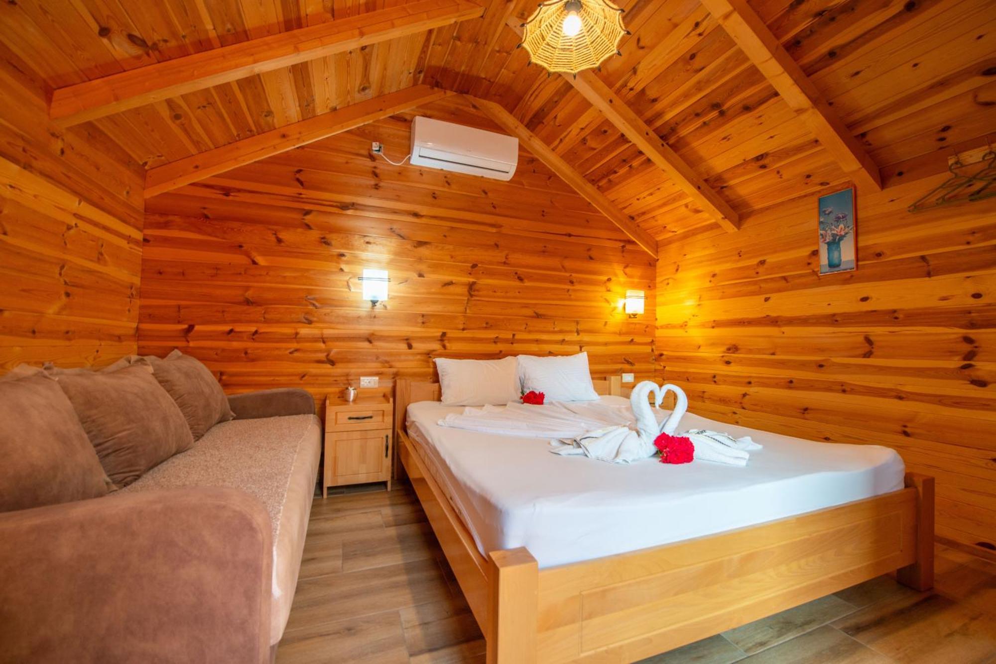 Apartments And Bungalow Casa Palma Улцин Екстериор снимка